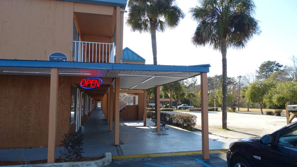 Econo Lodge Brunswick I-95 Ngoại thất bức ảnh